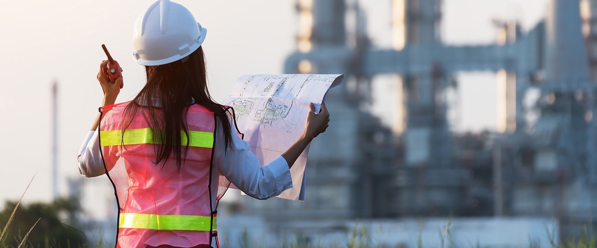 What type of engineer does construction?