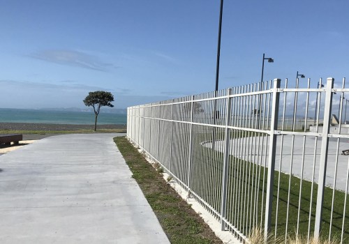 Why Construction Engineering Matters In Choosing The Right Fence Contractor In Auckland?